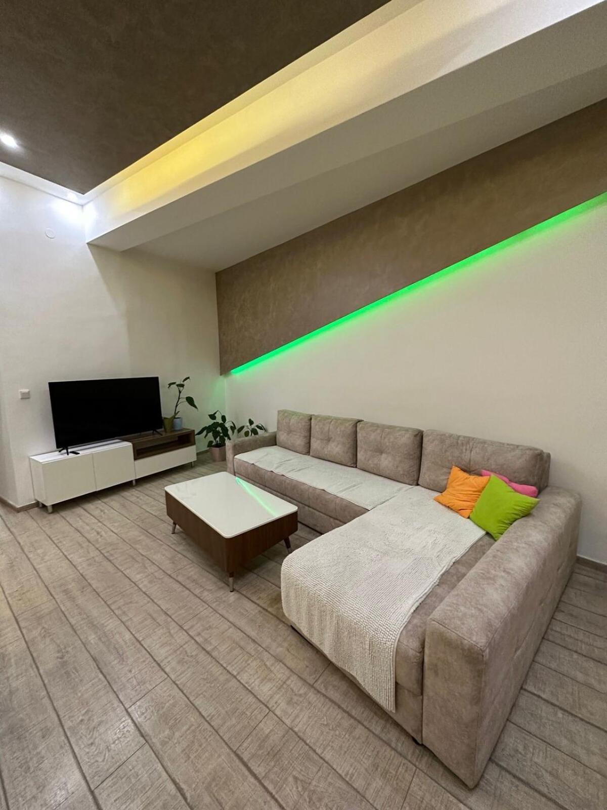 Ha Apartment